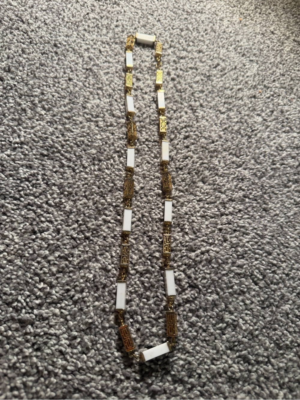 Elegant White and Gold Rectangular Link Necklace - Women Jewelry Vintage MCM